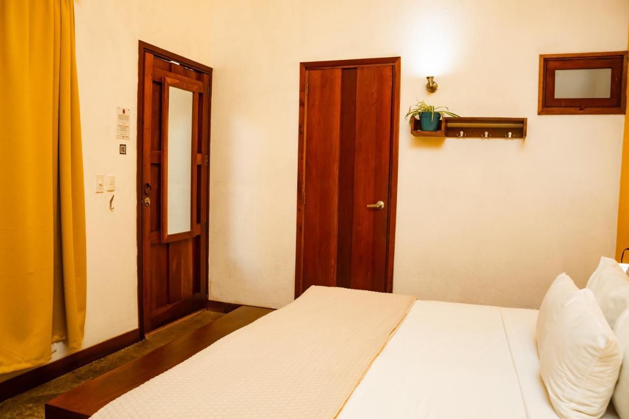 Con Corazon Hotel
